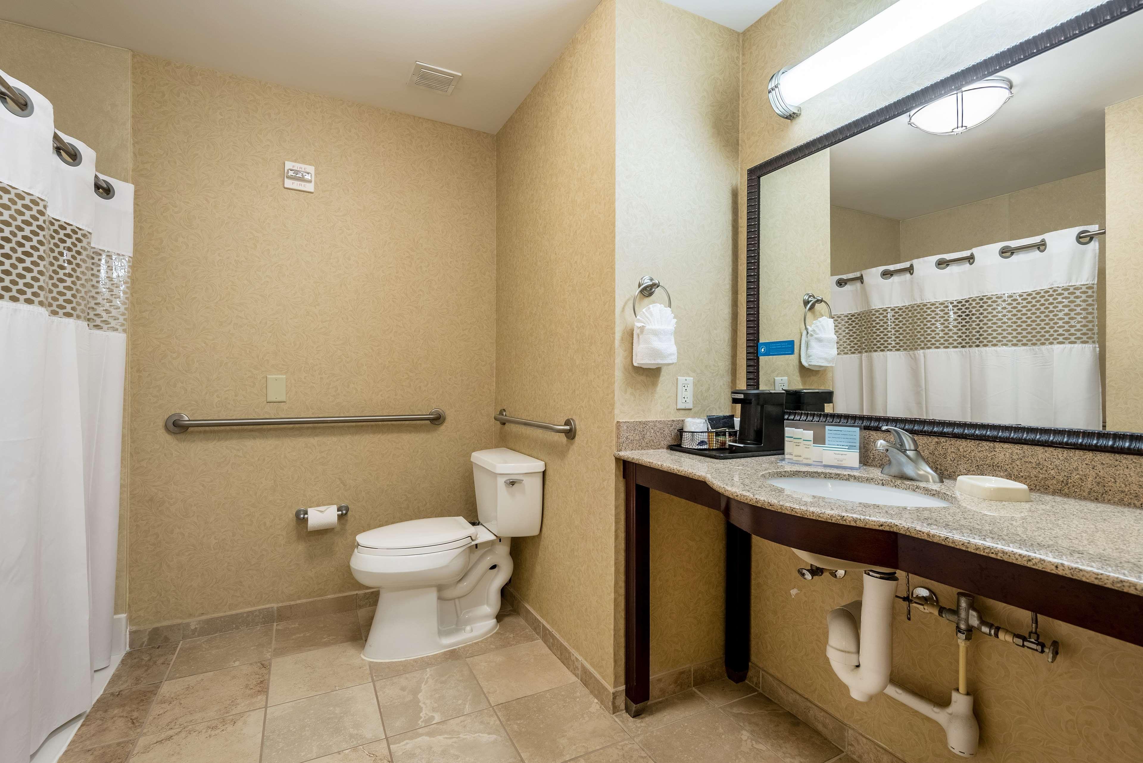Hampton Inn & Suites Orlando-South Lake Buena Vista Kissimmee Exterior photo
